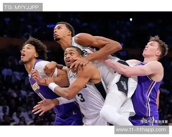 凯尔登替补表现出色12投5中斩获19分8篮板2抢断罚球稳健9罚全中